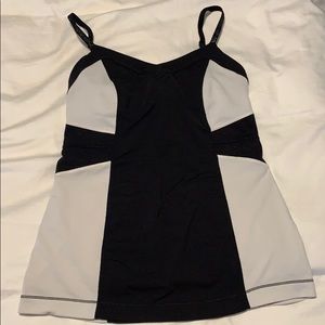Lululemon workout top